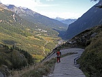 Dalla carrozzabile che scende a Ponte Campo : la strada che porta a S.Domenico (mt.1410) e.... alla fine della ns. traversata